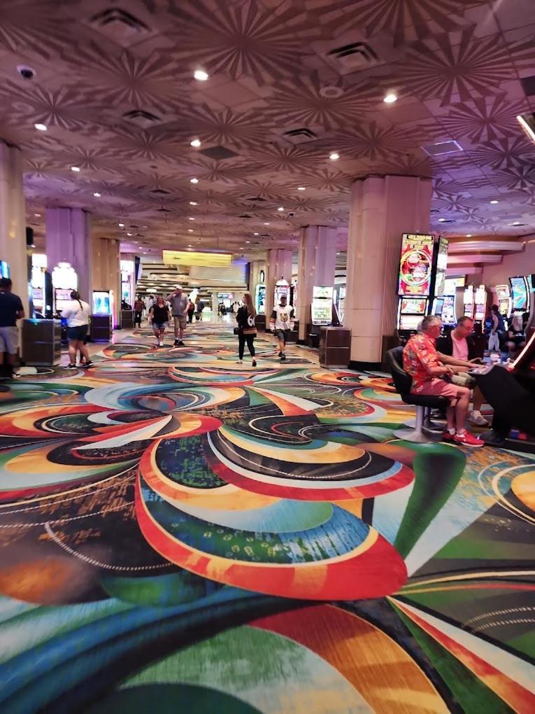 Luxury Mgm With View & Amenities Apartment *